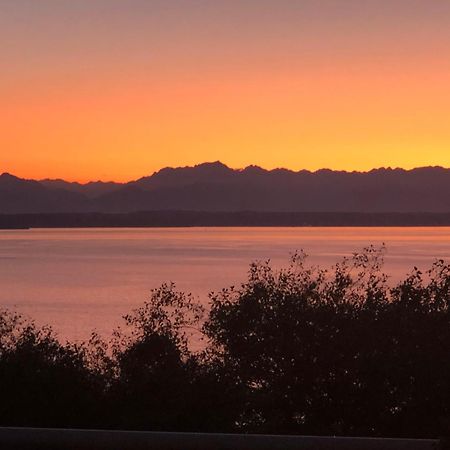 1-Bedroom Seaview Guesthouse On Seattle Luxury Estate With Views Of Olympic Mountains Εξωτερικό φωτογραφία