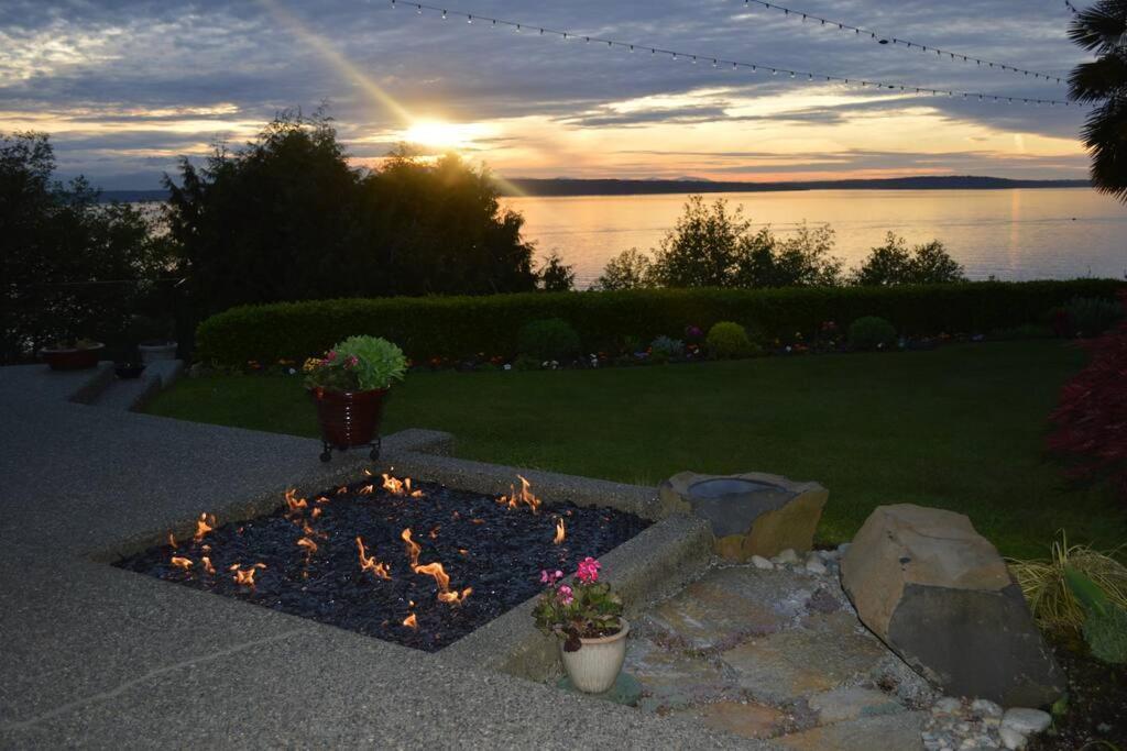 1-Bedroom Seaview Guesthouse On Seattle Luxury Estate With Views Of Olympic Mountains Εξωτερικό φωτογραφία