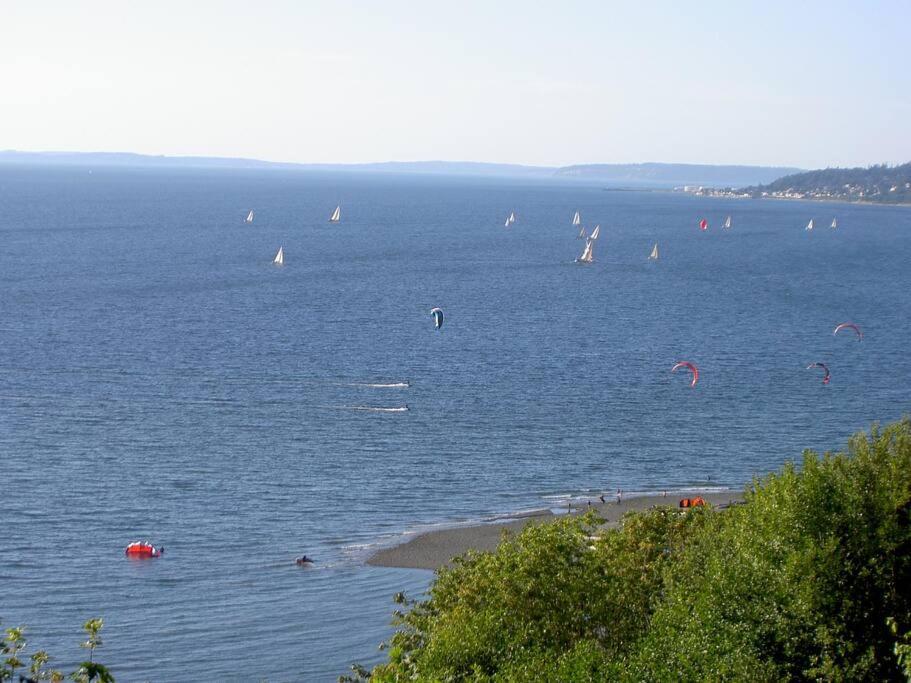 1-Bedroom Seaview Guesthouse On Seattle Luxury Estate With Views Of Olympic Mountains Εξωτερικό φωτογραφία