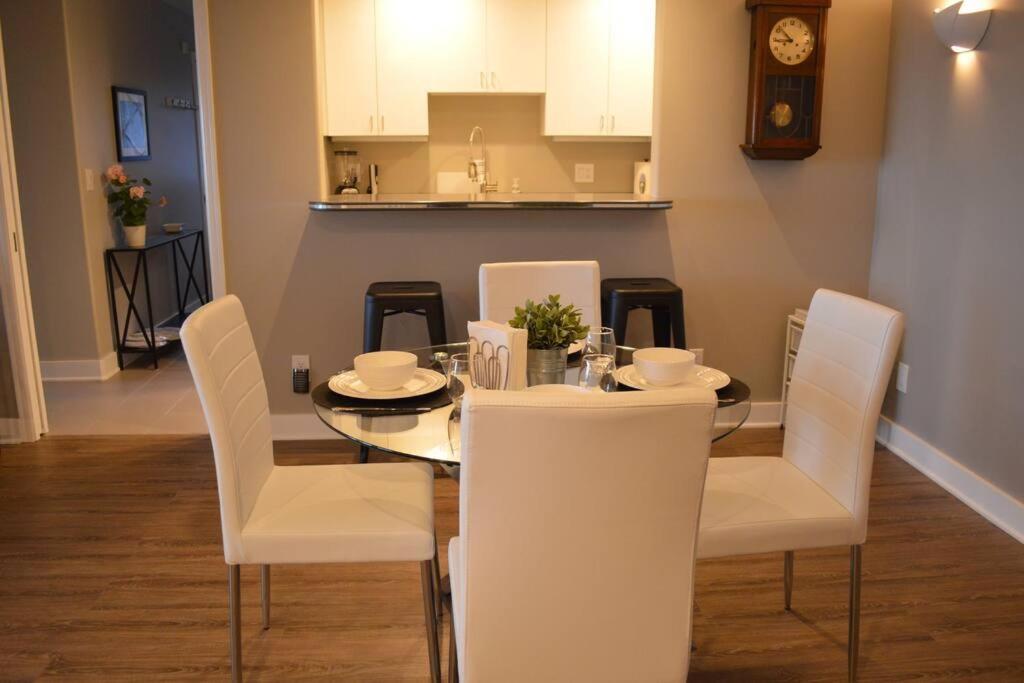 1-Bedroom Seaview Guesthouse On Seattle Luxury Estate With Views Of Olympic Mountains Εξωτερικό φωτογραφία