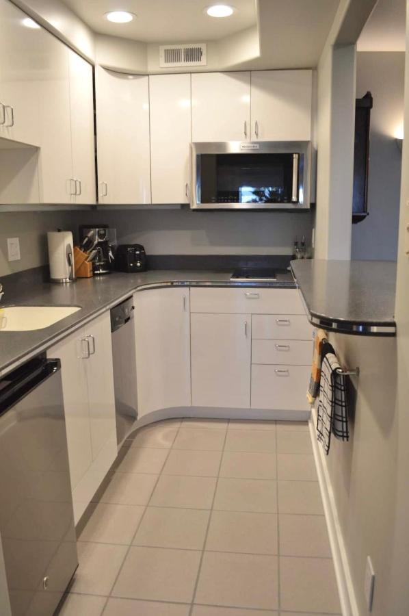 1-Bedroom Seaview Guesthouse On Seattle Luxury Estate With Views Of Olympic Mountains Εξωτερικό φωτογραφία